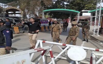Pakistán: 59 muertos y 157 heridos en ataque a mezquita