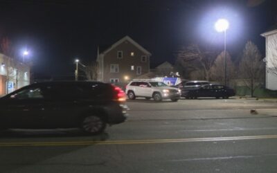 Vehículo robado con 2 niños adentro recuperado por policía de Providence