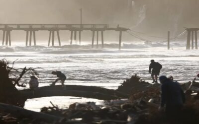 Muertos por tormentas en California aumentan a 17, mientras inundaciones y deslizamientos de tierra provocan evacuaciones