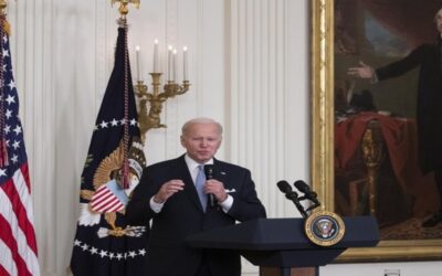 Biden pide prohibir las armas de asalto tras los últimos tiroteos en EE.UU.