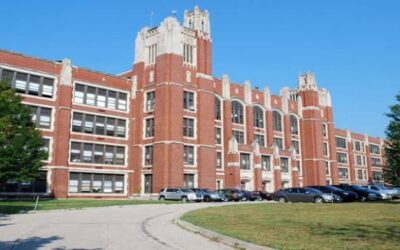 Distrito Escolar Escuelas Públicas Providence suspende a subdirectora que recaudaba fondos para pagarle a “coyote”