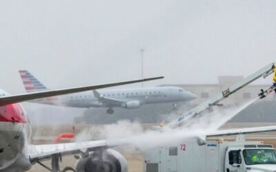 Tormenta invernal obliga a cancelar vuelos en Texas