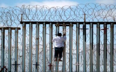 México alerta por aumento de muertes de mexicanos al intentar cruzar el muro en San Diego