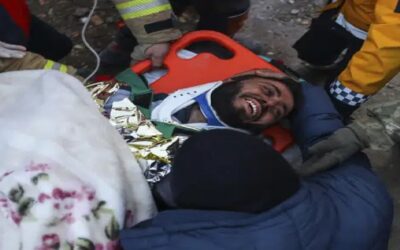Siguen hallando sobrevivientes del terremoto; 25.000 muertos
