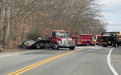 Accidente automovilístico en Cumberland deja dos personas muertas.
