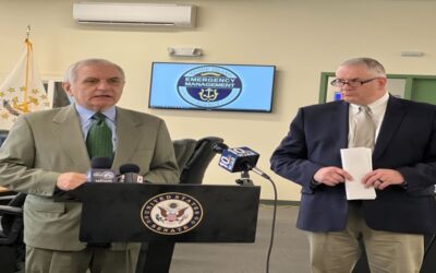 Reed anuncia más de $500,000 en fondos para mejora en Agencia para Manejo de Emergencia