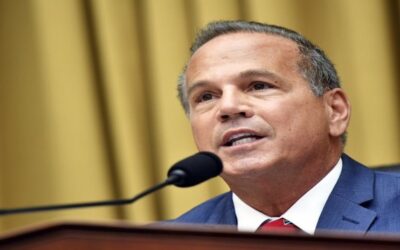 Cicilline renuncia al Congreso para presidir Rhode Island Foundation