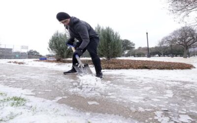 Tormenta invernal azota sur de EEUU por 3er día