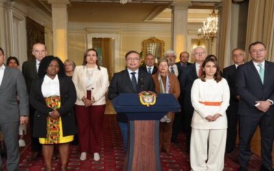 Colombia: Petro anuncia salida de tres ministros, incluido uno crítico con la reforma sanitaria