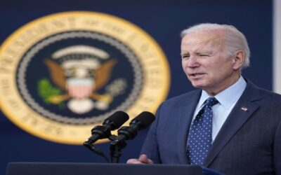 Congresistas instan a Biden a designar un hispano en la Reserva Federal