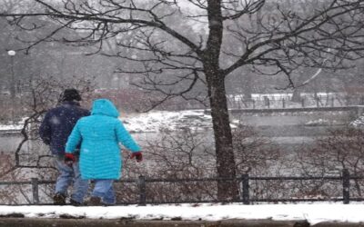 Noreste de EE.UU. enfrenta la peor tormenta invernal en décadas con vientos helados de hasta -50 grados F