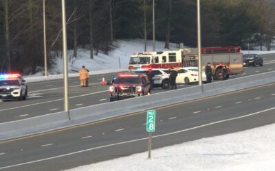 Hielo negro provoca accidente múltiple.