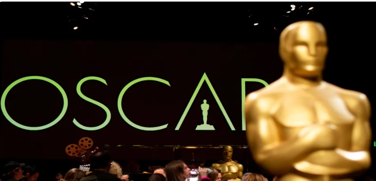 Premios Oscar 2023: por qué la alfombra roja cambió de color y ahora cuál es