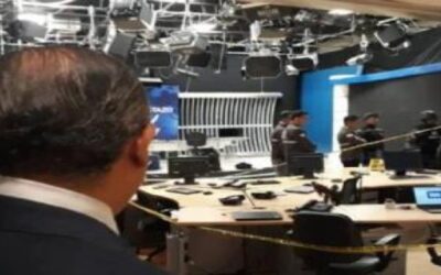 Ecuador: ataques con explosivos a periodistas de televisión