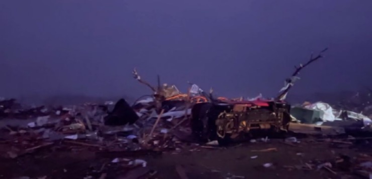 Mueren al menos 21 personas tras tormentas generadoras de tornados en Mississippi