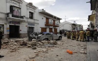Fuerte sismo deja al menos 14 muertos en Ecuador y 1 en Perú