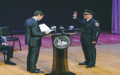 Juramenta el primer jefe latino del Departamento de Policía de Providence.