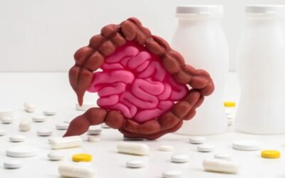 La primera píldora hecha de heces fecales fue aprobada por la FDA: para qué sirve