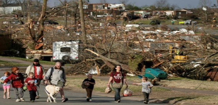 Al menos ocho muertos dejan tornados y violentas tempestados en EEUU