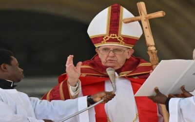 El papa Francisco oficia la misa del Domingo de Ramos