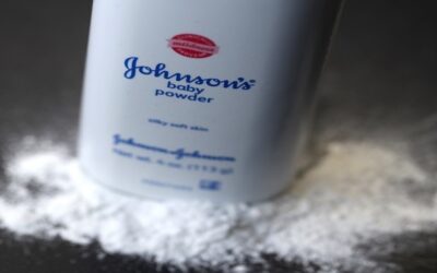 Johnson & Johnson pagará $8,900 millones para resolver reclamos de talco para bebés que causaron cáncer