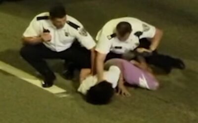 Oficial policía Providence no contesta cargo relacionado con arresto de un hombre