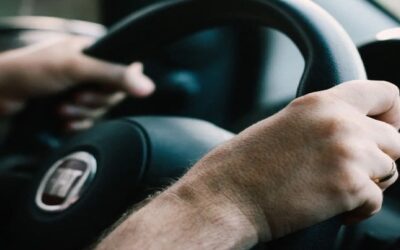 Conducir con menos de cinco horas de sueño es tan riesgoso como manejar ebrio, según estudio
