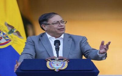 Petro planea encuentro con un sector de oposición venezolana