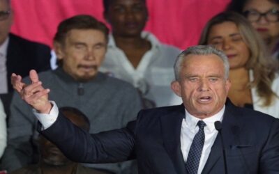 El activista antivacunas Robert F Kennedy Jr. lanza campaña presidencial
