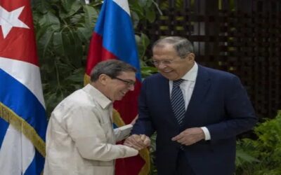 Canciller ruso visita Cuba, se reúne con Castro y Díaz-Canel