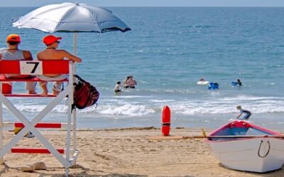 DEM ofrece incentivos económicos para atraer a futuros salvavidas.