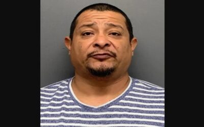 Conductor tenía 300,000 pastillas de fentanilo mexicano en el tanque de gasolina de su auto