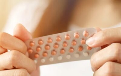 FDA evalúa aprobar la primera píldora anticonceptiva de venta libre en EE. UU.