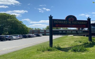 5 adolescentes arrestados por supuestamente agredir a un estudiante.