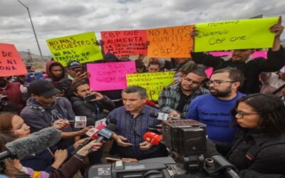 Inmigrantes protestan en Tijuana contra la posible suspensión de CBP One debido a demandas