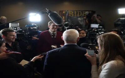 Sondeo: Estadounidenses culpan a medios de dividir al país