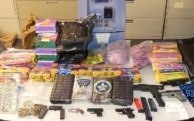 2 hombres de Massachusetts acusados de tráfico de cocaína por correo.