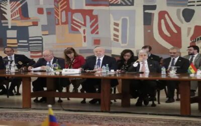 Presidentes sudamericanos acuerdan mayor integración en cumbre salpicada por roces en torno a Maduro
