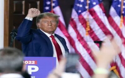 Fox transmite titular que llama a Biden “aspirante a dictador”