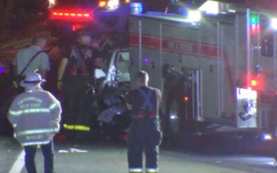 Mujer Central Falls se estrelló con camión bomberos presuntamente bajo la influencia.