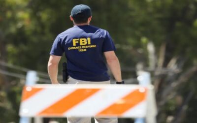 Cerca de 100 extrañas cartas con polvo blanco fueron enviadas a legisladores y funcionarios públicos en Kansas