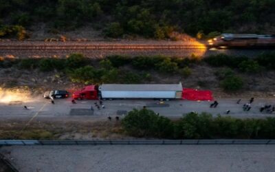 A un año de la tragedia, detienen a cuatro mexicanos por las muertes de 53 migrantes en un camión en Texas