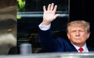 Asistente personal del expresidente Donald Trump se presentará ante una corte para ser procesado