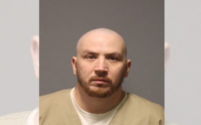 Hombre de Cranston y su padre acusados en asesinato doméstico de una mujer de Westerly.