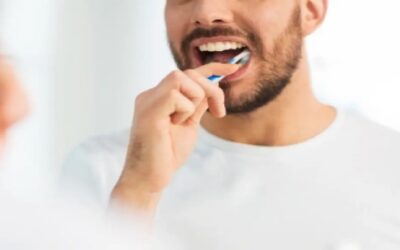 No cepillarse los dientes en la noche incrementa el riesgo de sufrir enfermedades cardiovasculares