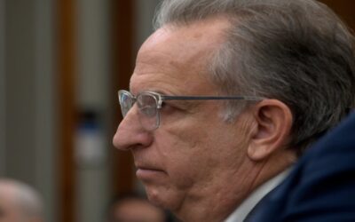 Senador Estatal acusado de arañar un vehículo acepta responsabilidad y paga más de $2,000 por daños.