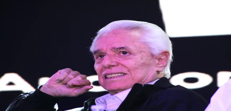 Enrique Guzmán acusa a Mayela Laguna de tener escondido al pequeño Apolo y ella responde