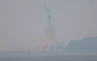 Humo tóxico naranja por fuegos forestales en Canadá afecta a 70 millones de estadounidenses esta semana