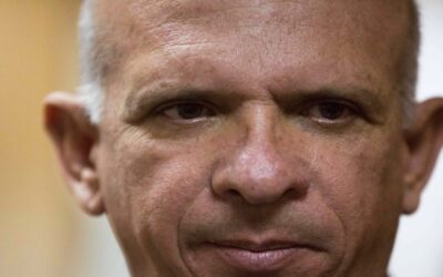 Hugo ‘El Pollo’ Carvajal, extraditado a Estados Unidos