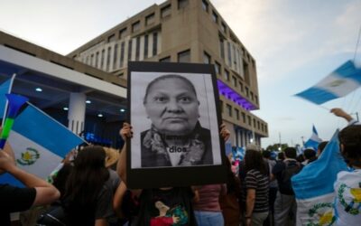 Autoridades allanan la sede de Movimiento Semilla en Guatemala